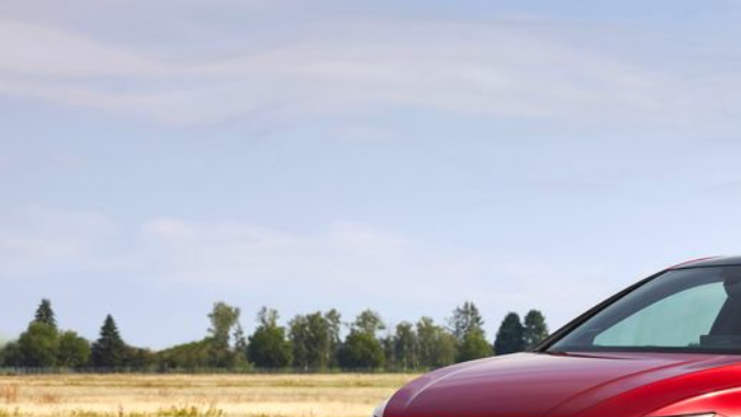 Golf GTI 2025 recibe más poder y estilo