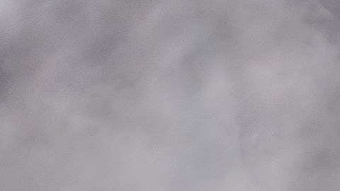 ¿Por qué sale humo blanco por el escape en las mañanas?