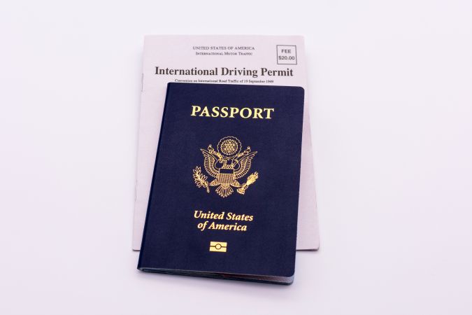 Autorización para la conducción de vehículos en USA con licencia de