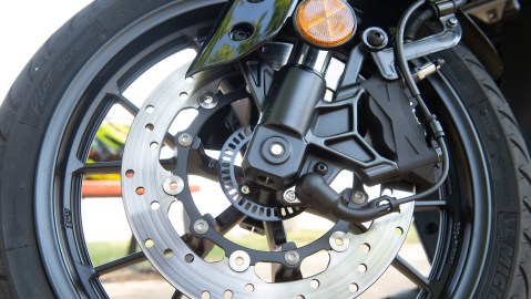Frenos ABS en la moto: qué son y para qué sirven