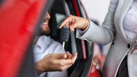 Cómo transportar un carro de un estado a otro