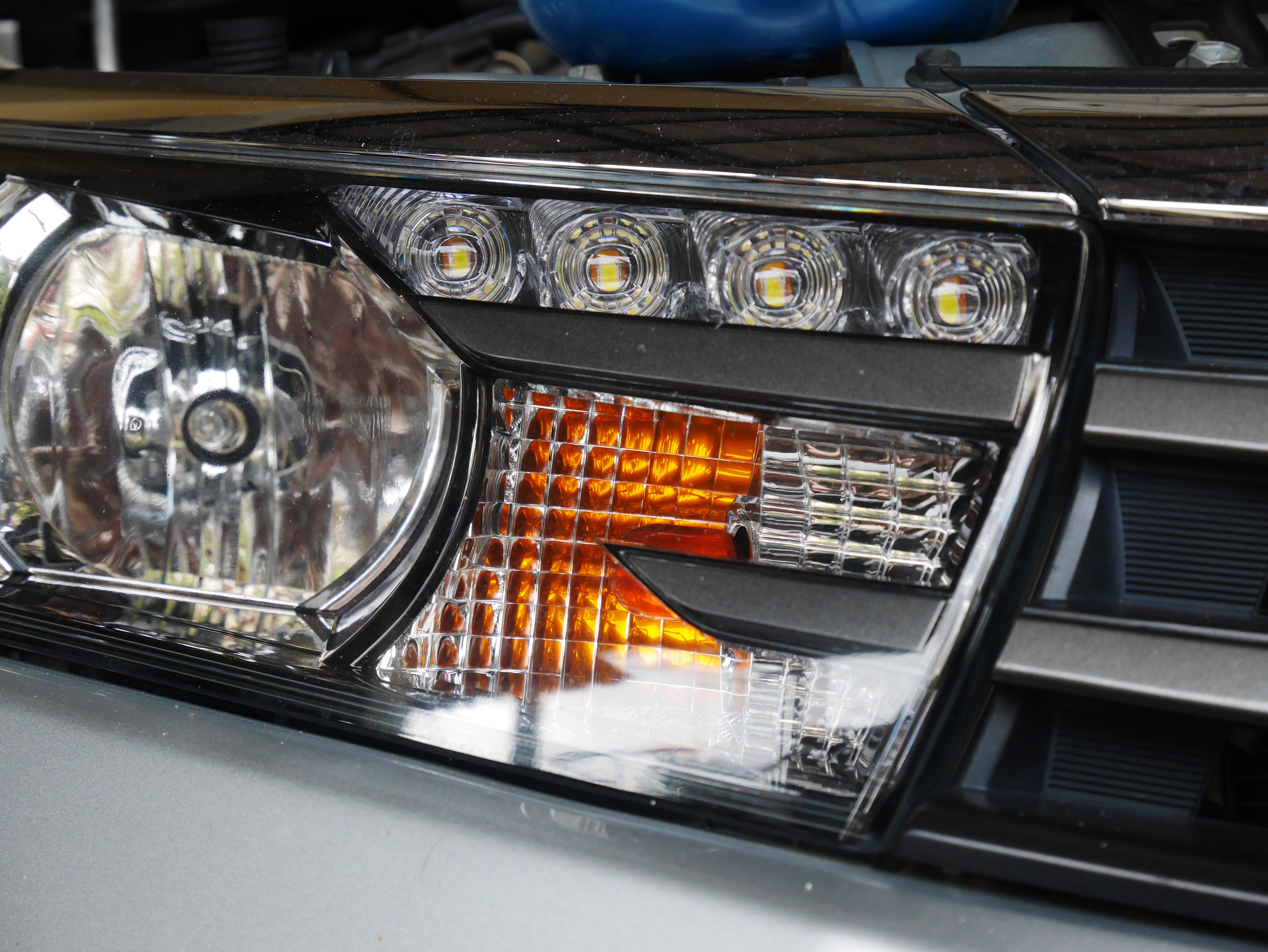 que significa drl en un carro honda civic