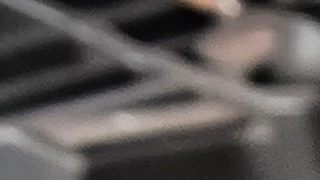 Cómo quitar un neumático de una llanta