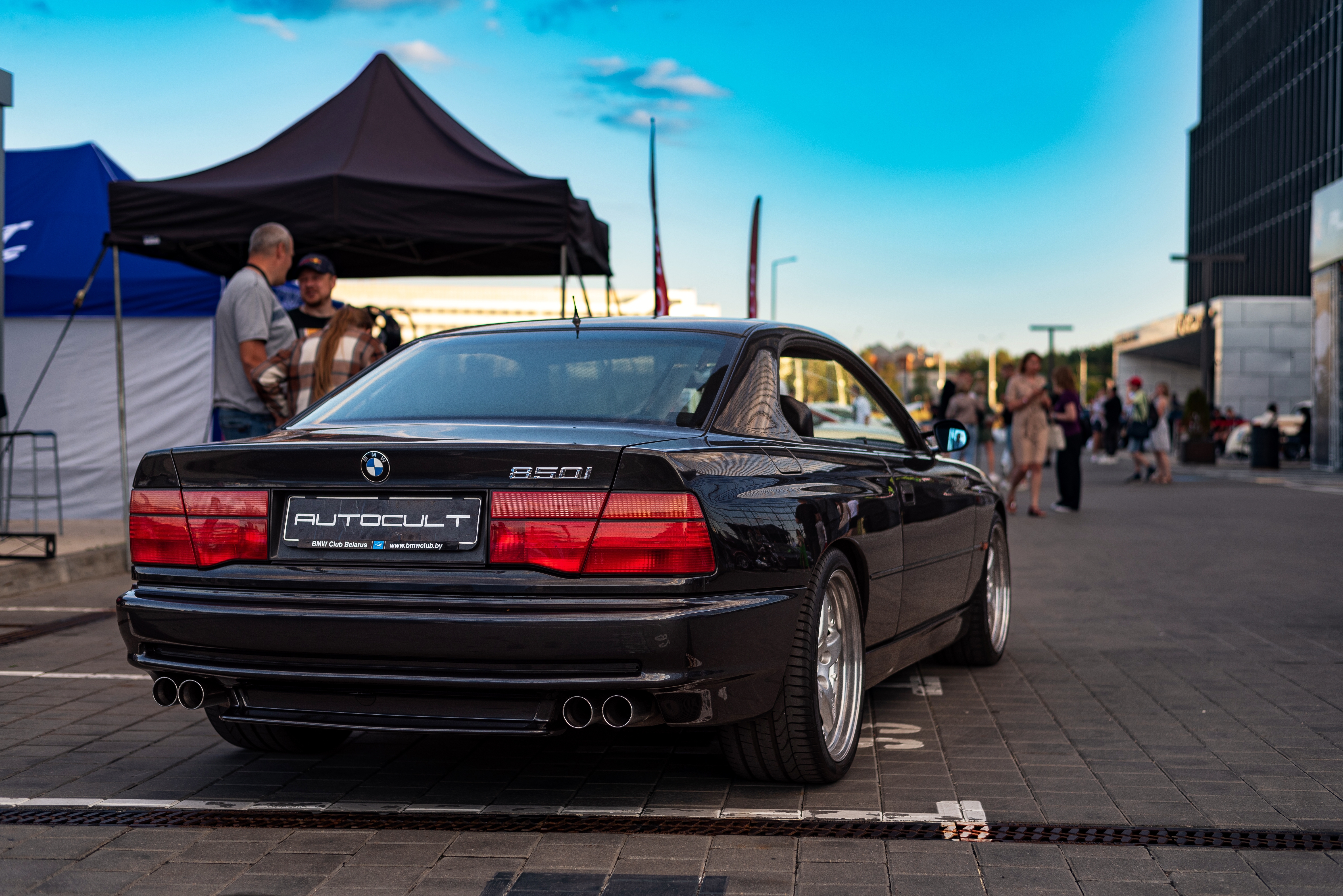 BMW 850i