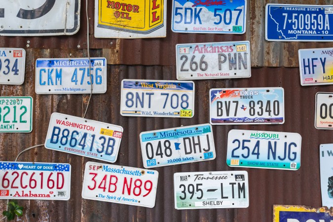 Cuánto tiempo puedo andar con las placas vencidas