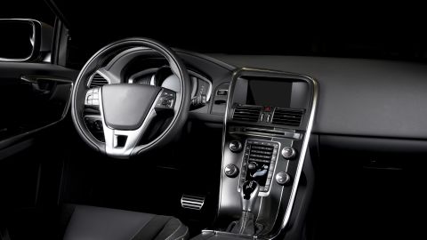 El olor a auto nuevo pudiera asociarse al desarrollo de enfermedades