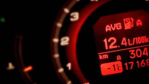 Qué significa AVG en un carro