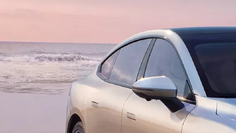 El Dongfeng eπ 007 ofrece hasta 536 hp y puertas de tijera a un precio increíble
