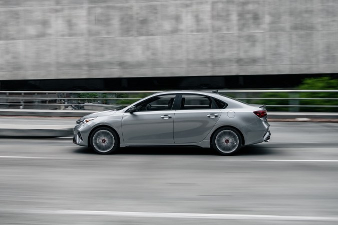 Kia Forte 2024.