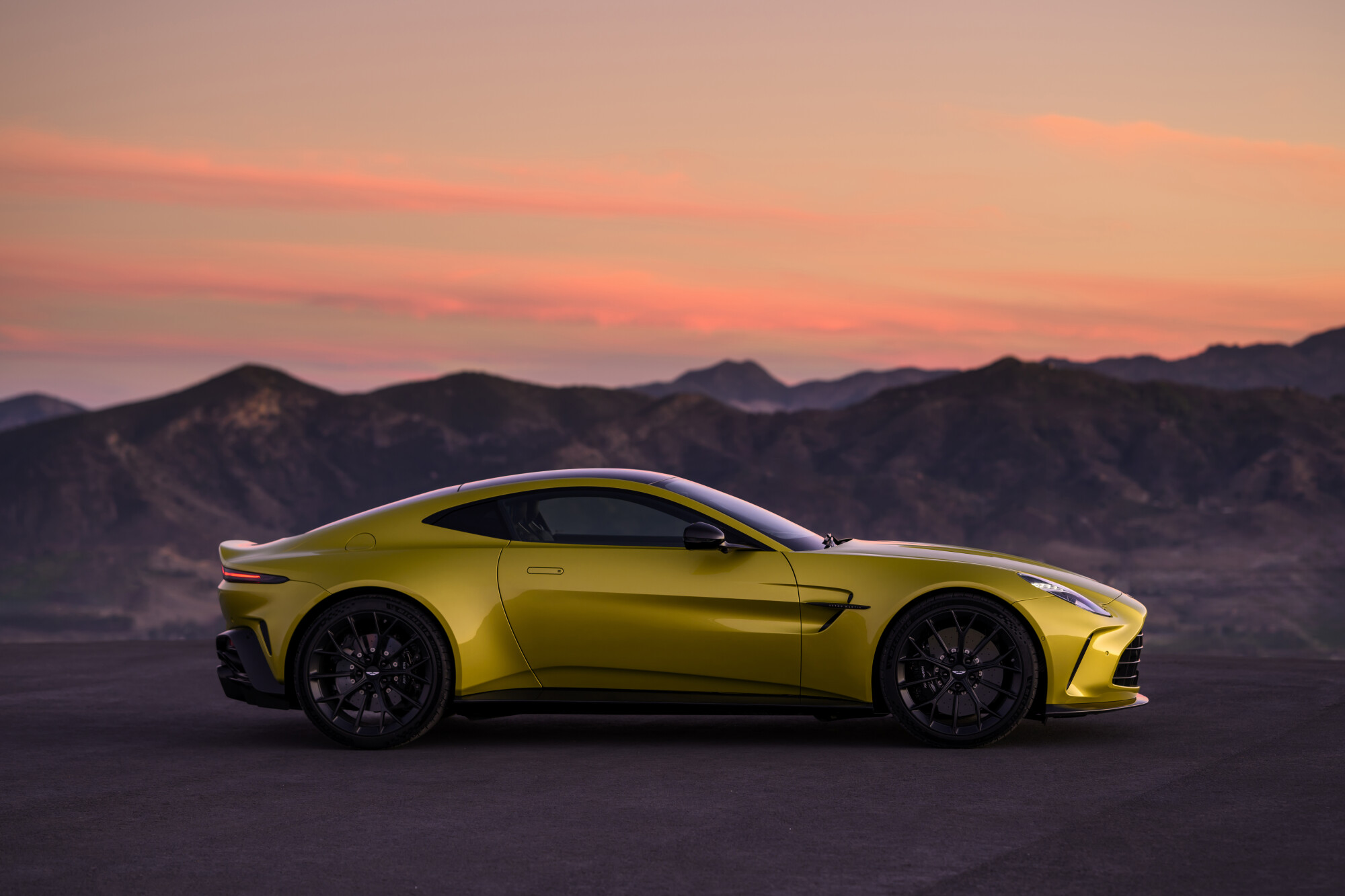 Aston Martin Vantage