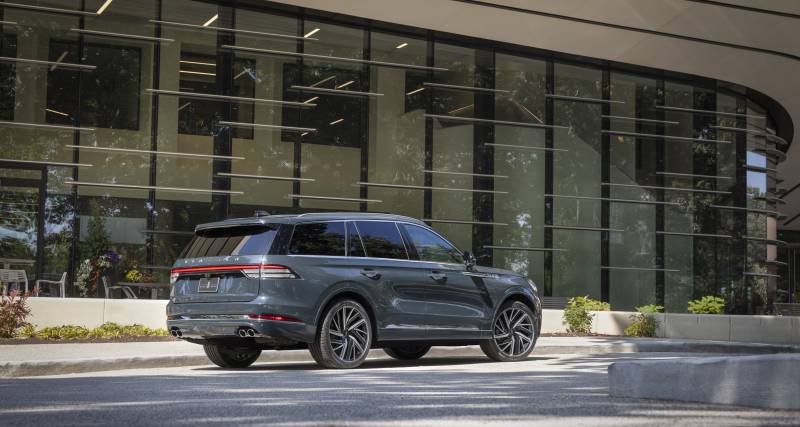 Lincoln Aviator 2025