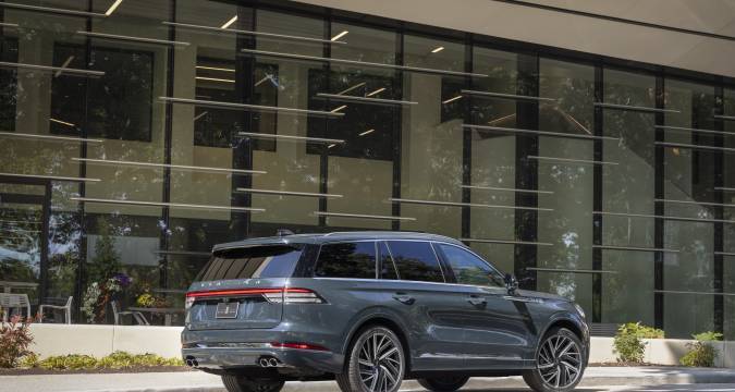 Lincoln Aviator 2025