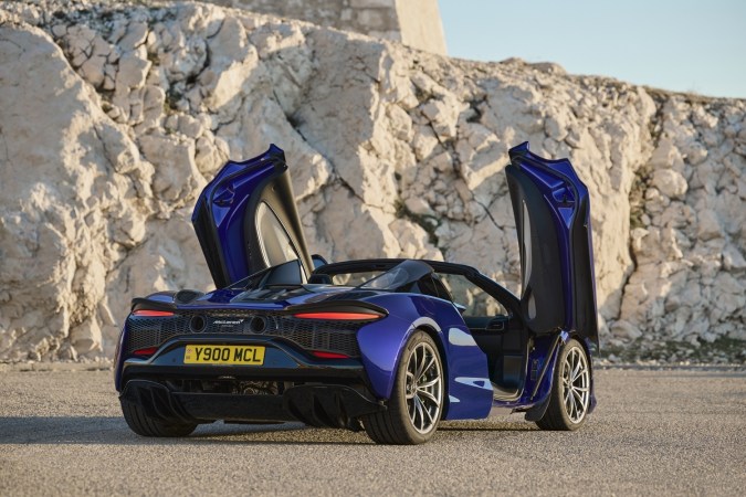 McLaren Artura Spider.