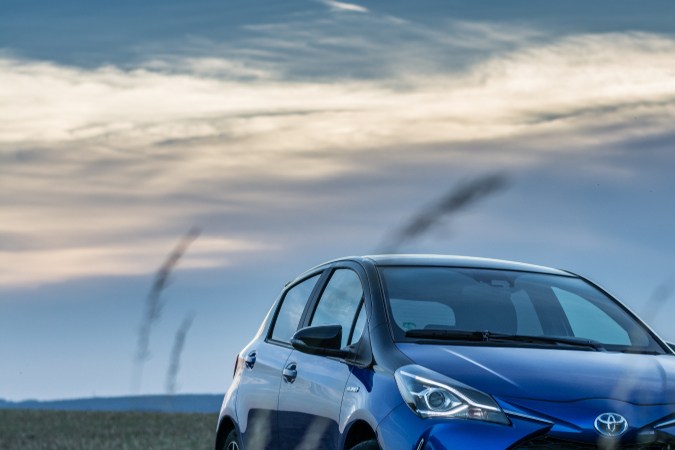 Precio y equipamiento del Toyota Yaris 130H: todos los detalles