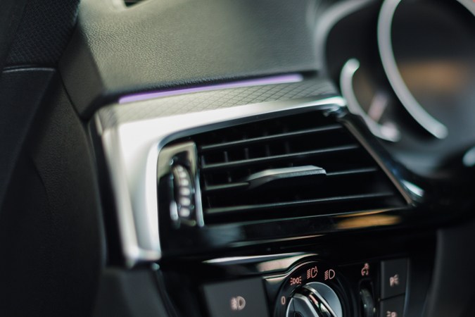 Precio y equipamiento del Toyota Yaris 130H: todos los detalles