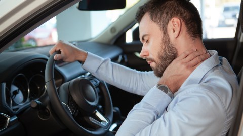 dolor de cuello al conducir