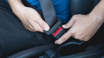 Leyes sobre uso cinturón de seguridad en usa