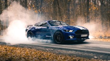 Descubre el nuevo look mate del Ford Mustang 2024