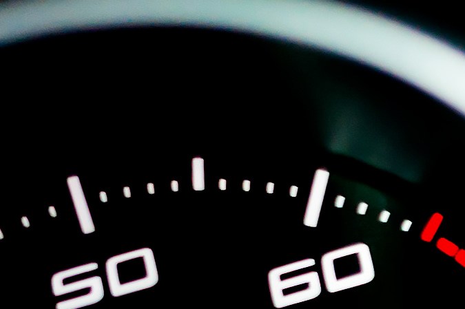 como se quita el candado del tablero del carro