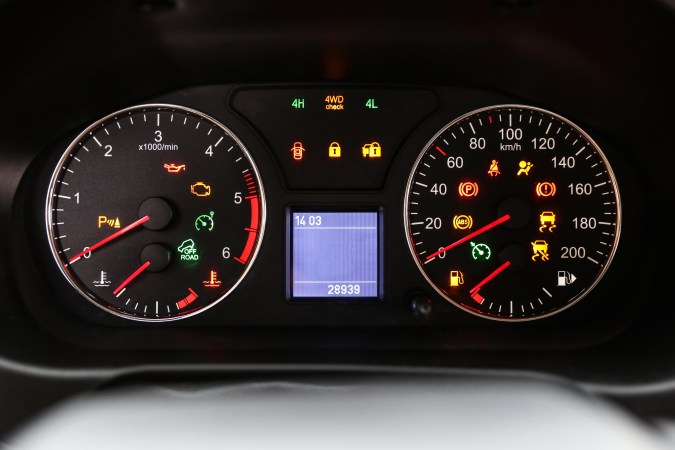 luces del tablero del auto en español