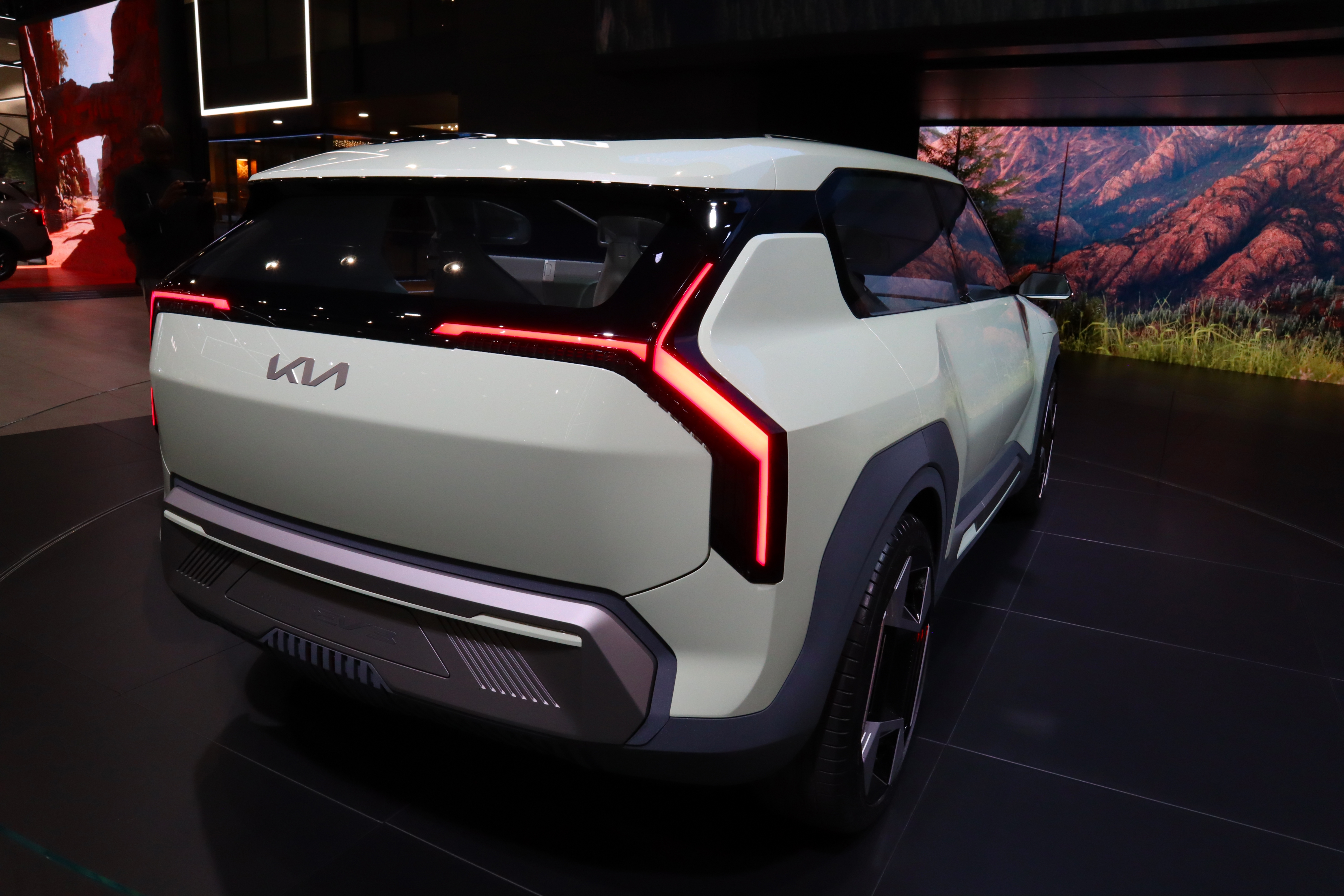 Kia se electrifica: el EV3 y otros modelos económicos en camino