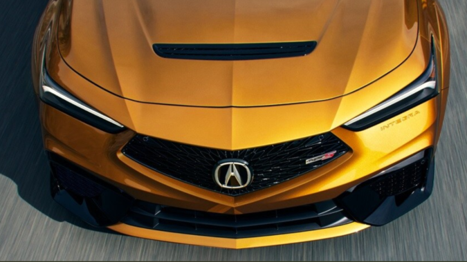 Ventajas de las Tomas de Aire en el Cofre del Auto