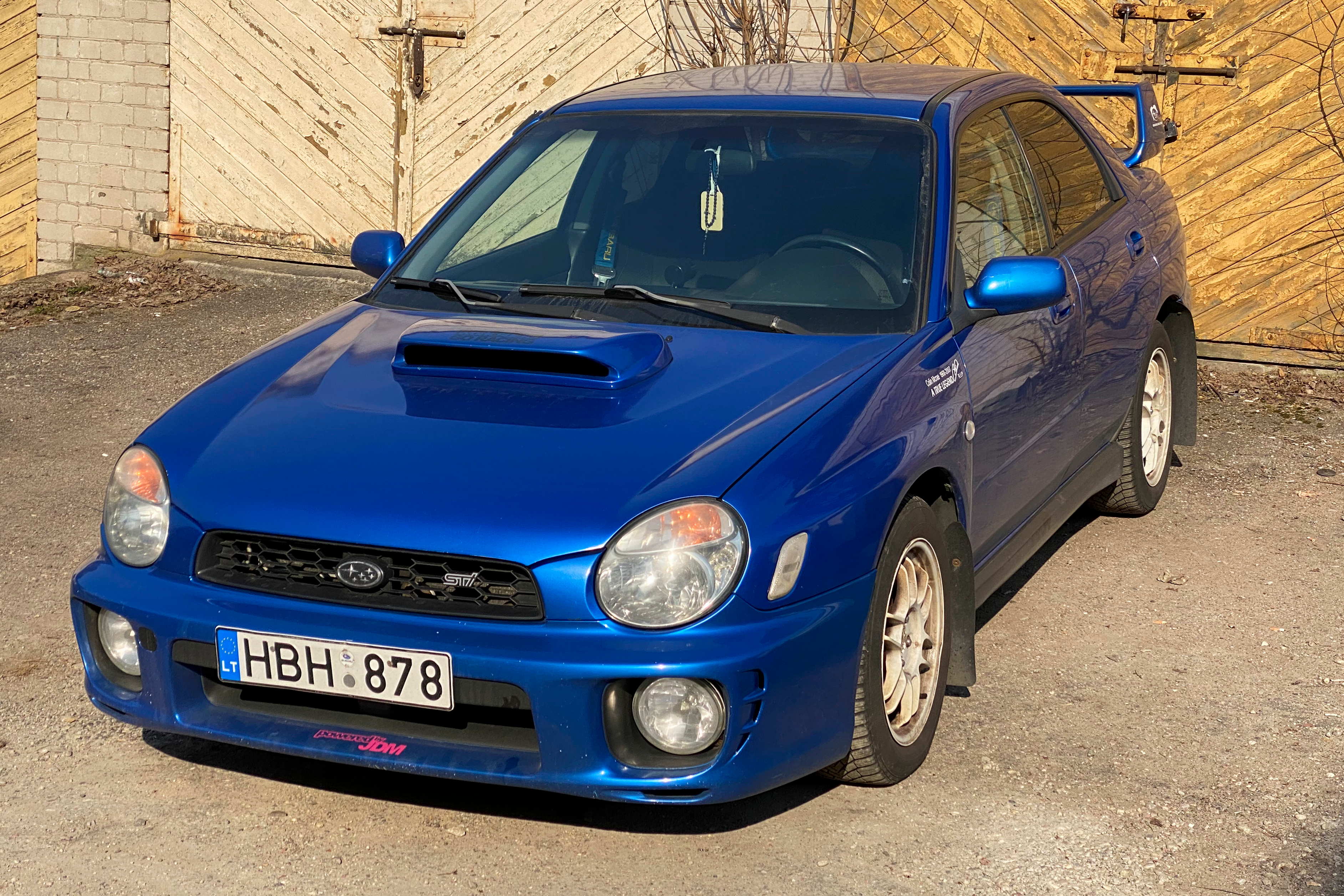 Subaru Impreza WRX: El guerrero sedán japonés