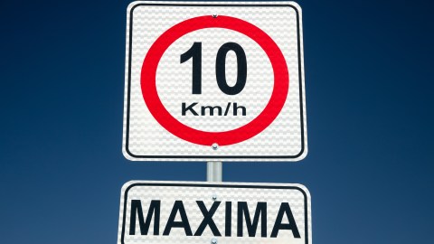 Cuáles son las cuatro principales leyes de velocidad en California