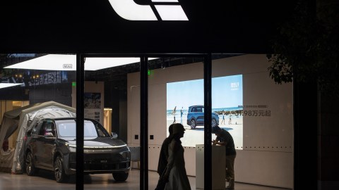 Li Auto presenta el automóvil eléctrico de mayor tamaño del mundo
