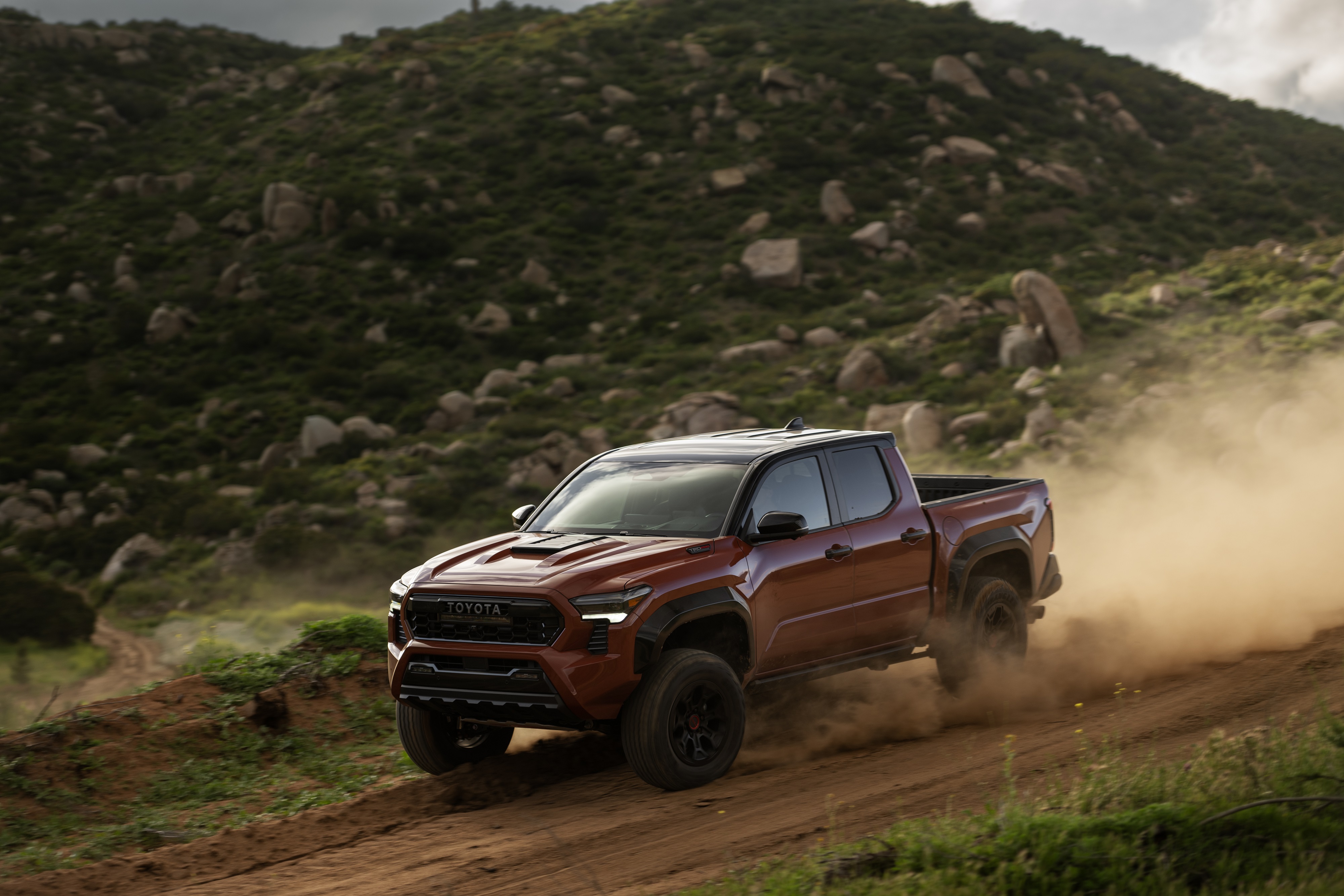 Toyota incorpora el i-Force Max en la Tacoma 2024