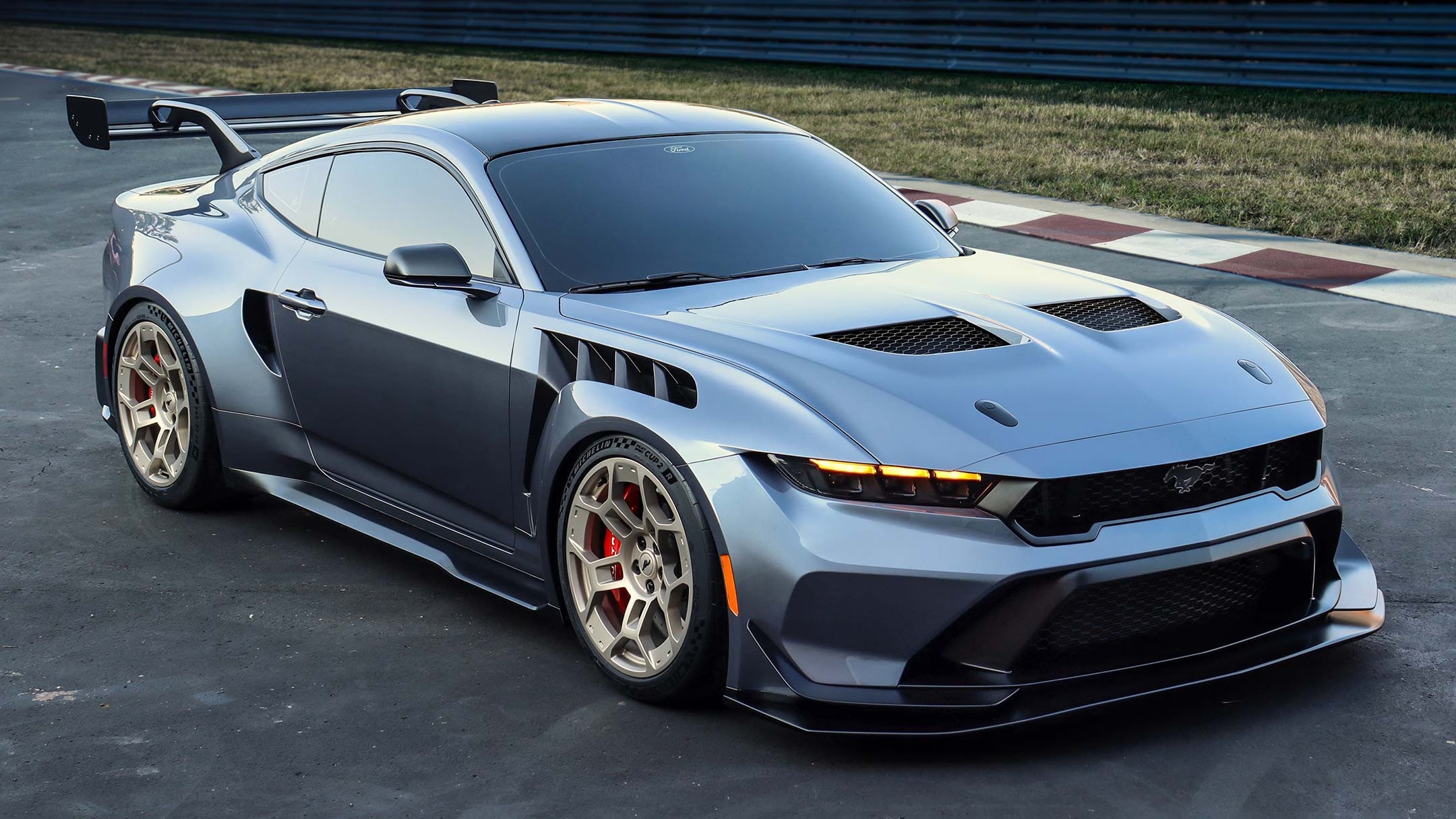 2025-Ford-Mustang-GTD