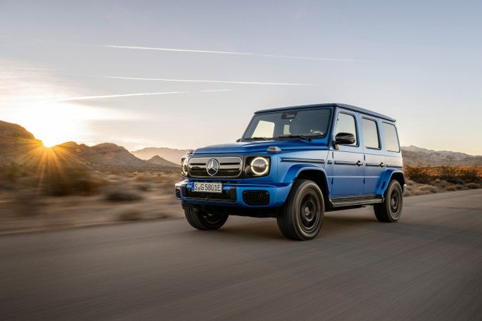 Mercedes Benz presenta su primer todoterreno eléctrico, G580