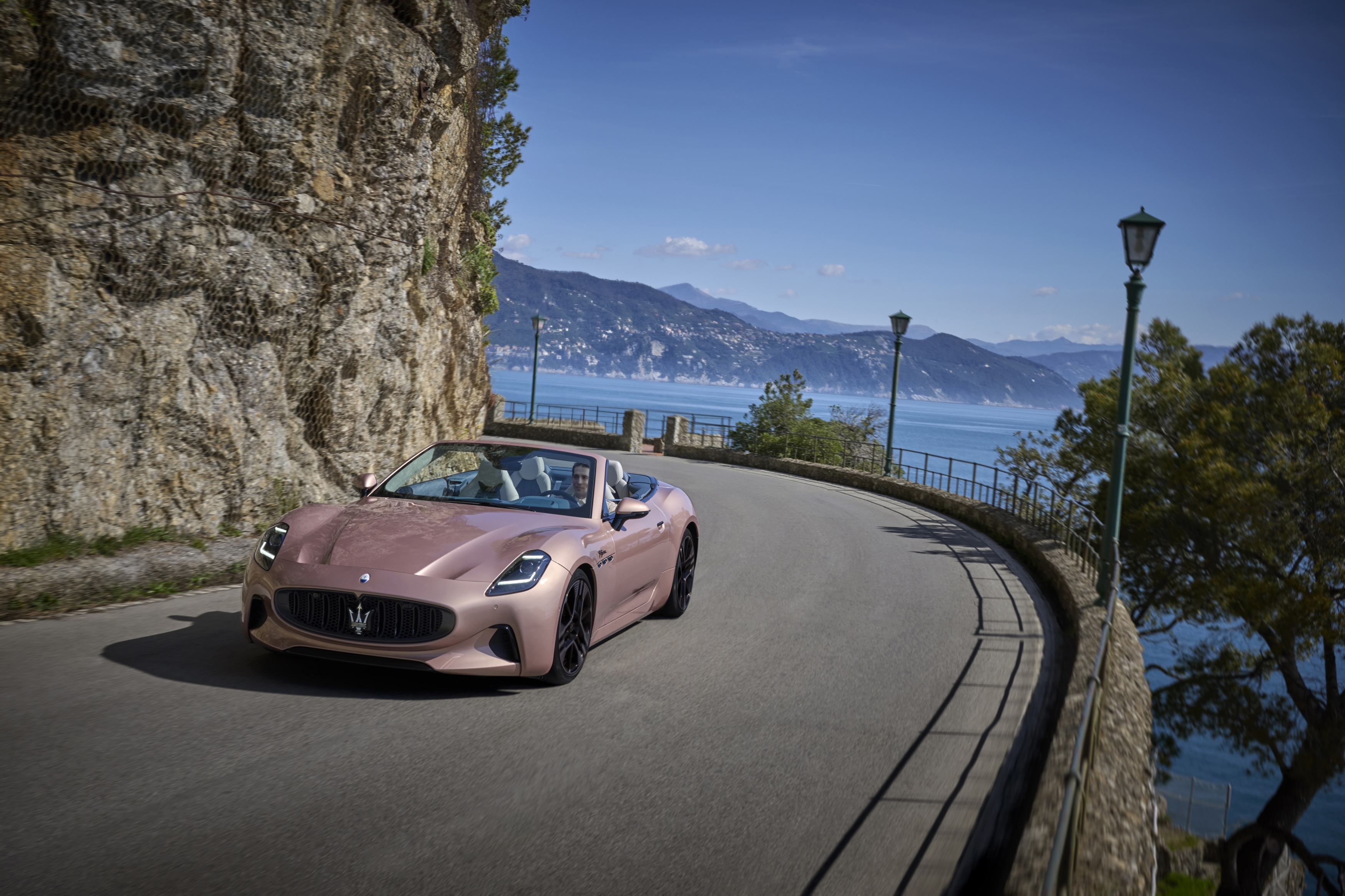 Maserati GranCabrio, el poderoso convertible eléctrico