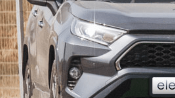 Detroit lleva los videojuegos a las calles con la recarga inalámbrica de autos