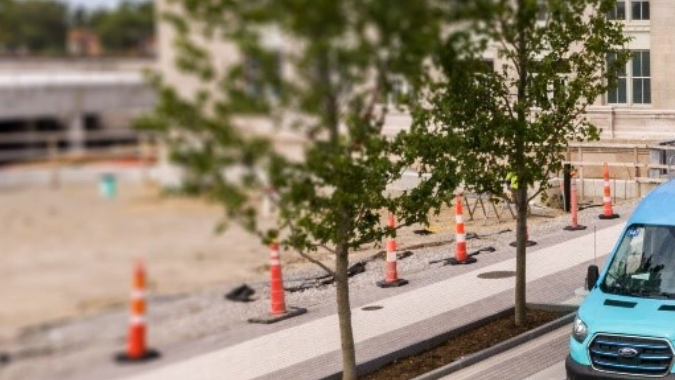 Detroit lleva los videojuegos a las calles con la recarga inalámbrica de autos