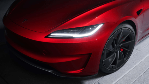 Tesla presenta el nuevo Model 3 Performance