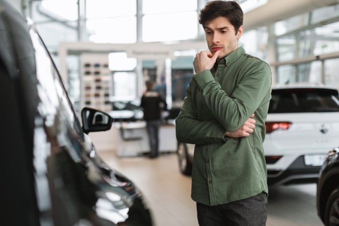 Quién se queda con el auto después de un divorcio