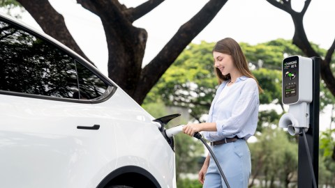 cuánto se devalúa un auto eléctrico