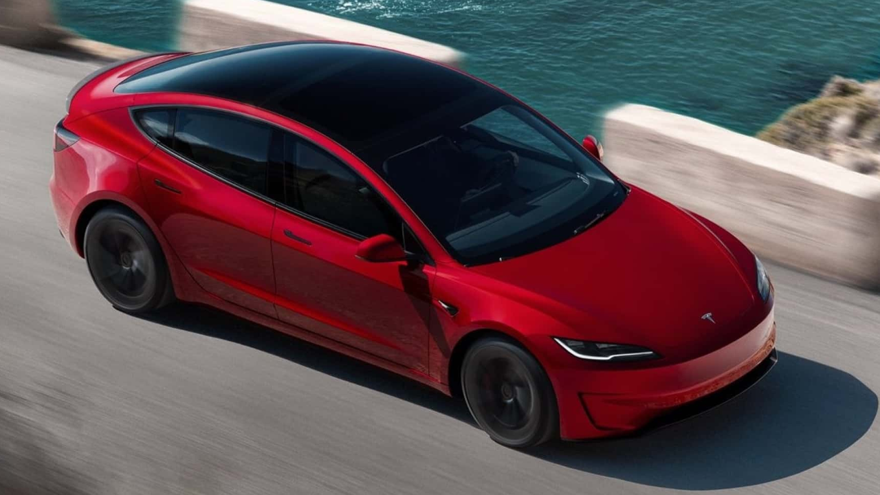 Tesla presenta el nuevo Model 3 Performance