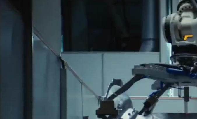 Un carro cada 76 segundos, la fábrica robotizada de Xiaomi