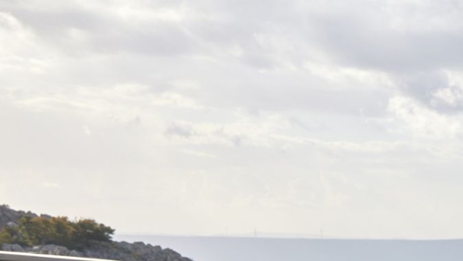 Porsche revela el primer 911 híbrido para calle