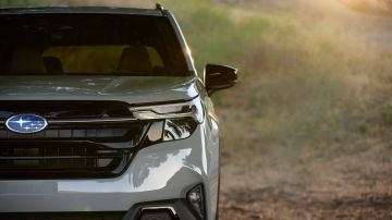 Subaru Forester tendrá una versión híbrida en 2026