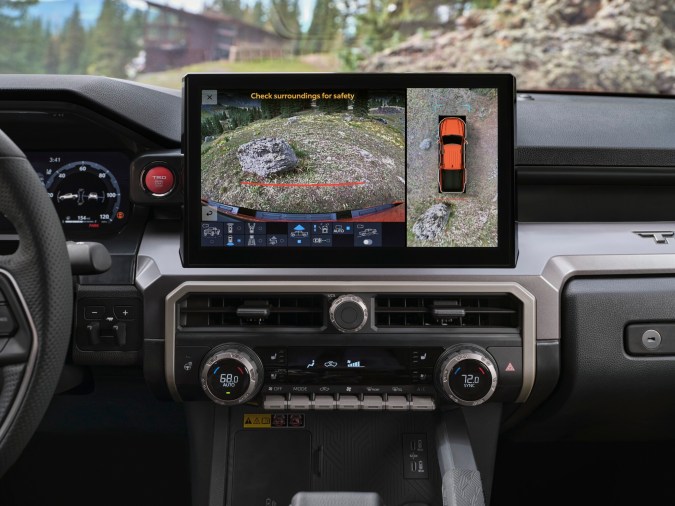 Toyota TACOMA