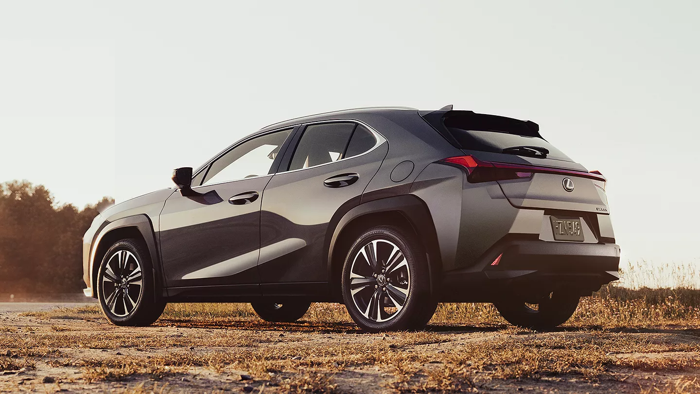 Lexus UX 300h 2024, más verde y más potente que nunca