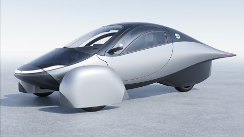 Aptera: la empresa que ofrece vehículos eléctricos de tres ruedas