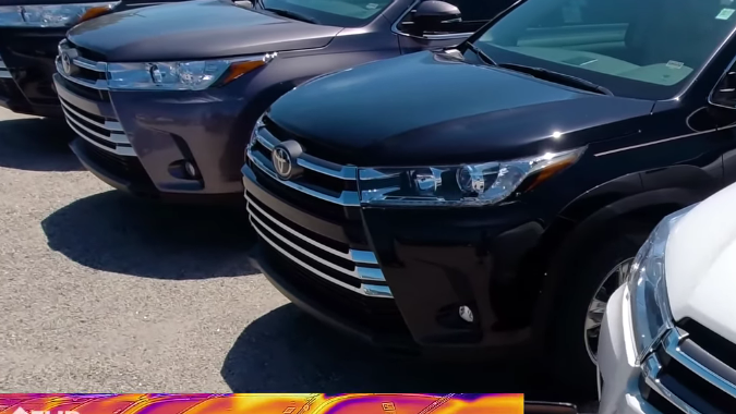 ¿Los autos negros realmente absorben más calor?