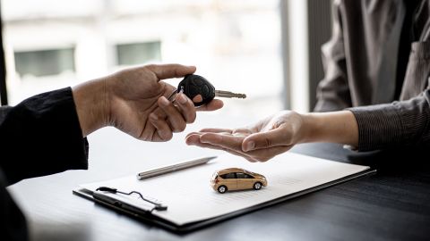 como negociar el precio de un carro de segunda mano