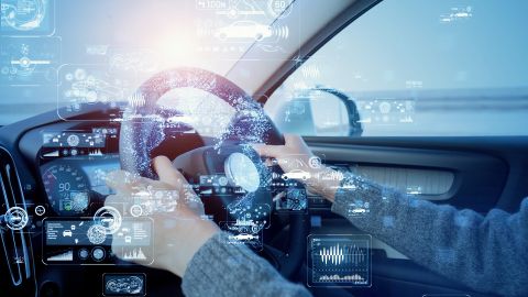 ¿Cuáles son los asistentes de conducción más importantes según los usuarios?