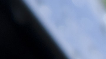 Pasta de dientes: un método económico para repeler la lluvia del retrovisor