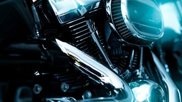 Guía para limpiar, pulir y dejar relucientes los cromados de tu moto